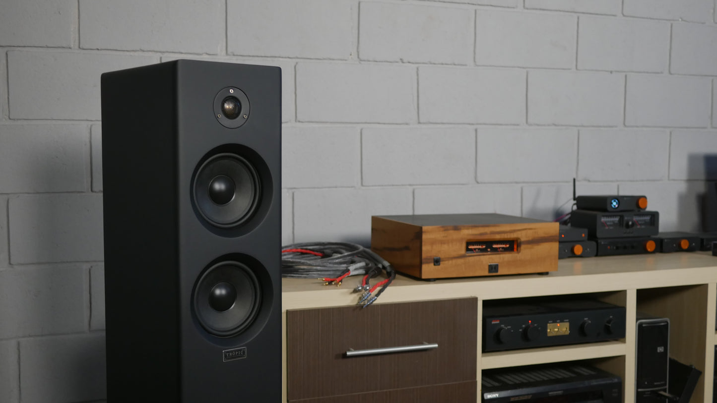 Torre TA-120 Studio In Colors - Hi-Fi (PAR)