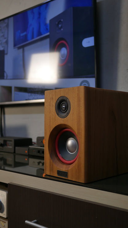 Bookshelf TA-65 Red In Muiracatiara - Hi-Fi (PAR)
