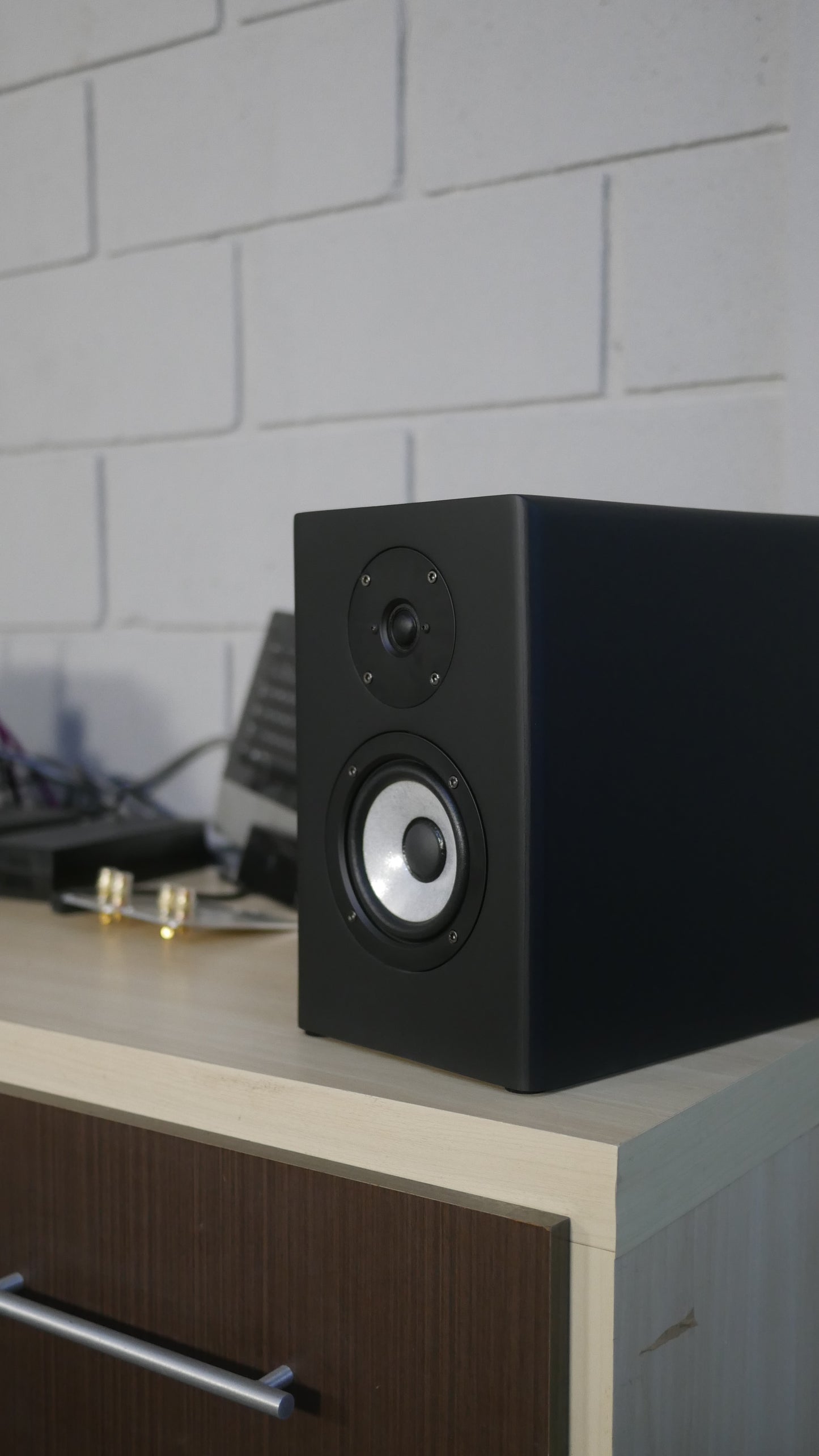 Bookshelf TA-35 In Colors - Pré Venda