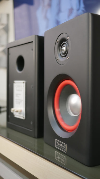 Bookshelf TA-65 Red In Colors - Hi-Fi (PAR)