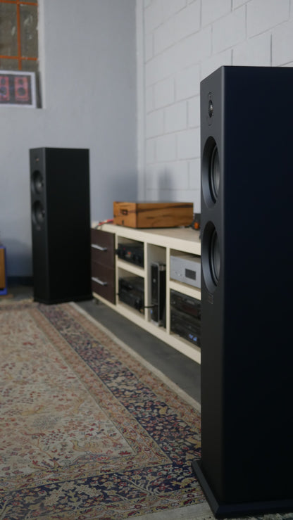 Torre TA-120 Studio In Colors - Hi-Fi (PAR)