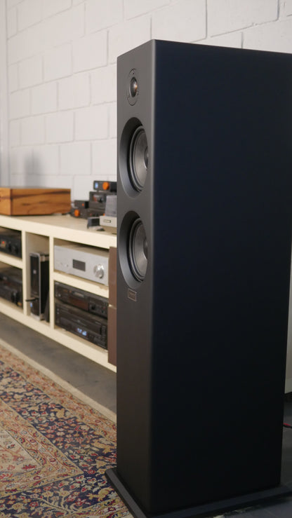 Torre TA-120 Studio In Colors - Hi-Fi (PAR)