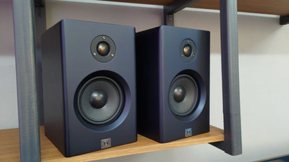 Bookshelf TA-120 Studio In Colors - Hi-Fi (PAR) image 0