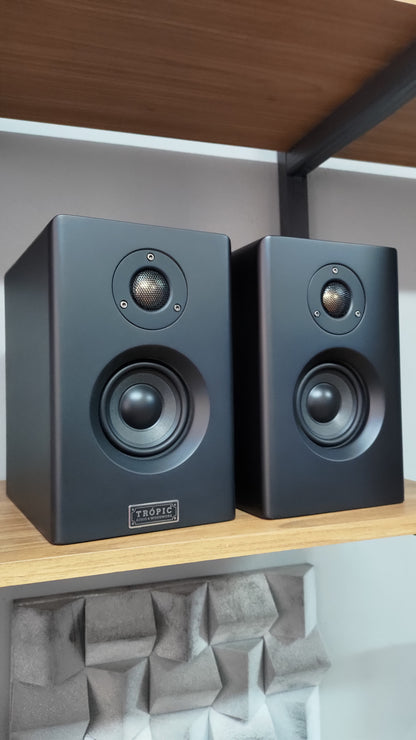 Bookshelf TA-50 Studio In Colors - Hi-Fi (PAR) image 1